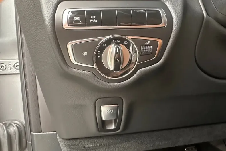 Mercedes-Benz G 63 AMG din 2023 cu 4.217 km - oferta MER112663 - foto 10