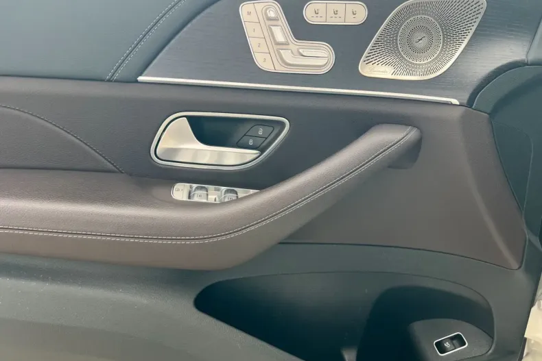 Mercedes-Benz GLE 400 din 2022 cu 118.616 km - oferta MER112665 - foto 11