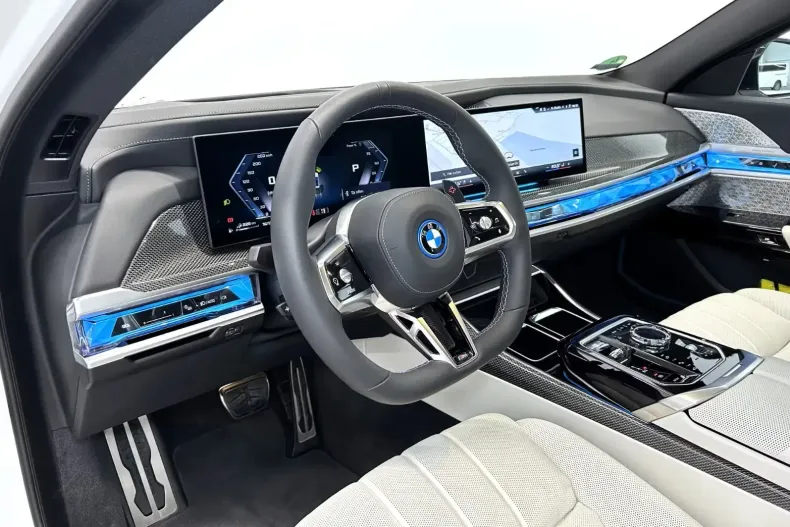 BMW 750 din 2025 cu 19.900 km - oferta BMW112666 - foto 5