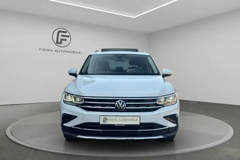 Volkswagen Tiguan din 2022 cu 90.000 km - oferta VOL112669 - foto 8