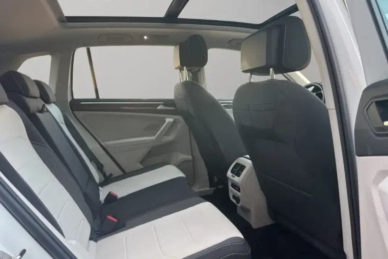 Volkswagen Tiguan din 2022 cu 90.000 km - oferta VOL112669 - foto 14