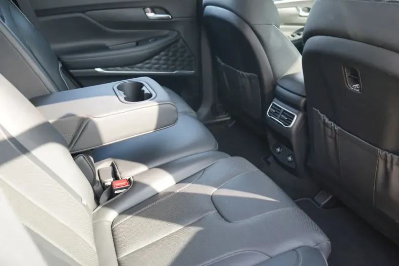 Hyundai SANTA FE din 2021 cu 40.392 km - oferta HYU112671 - foto 9