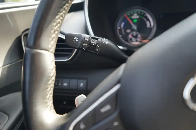 Hyundai SANTA FE din 2021 cu 40.392 km - oferta HYU112671 - foto 18