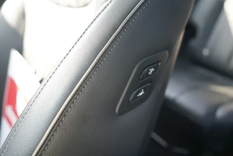 Hyundai SANTA FE din 2021 cu 40.392 km - oferta HYU112671 - foto 28