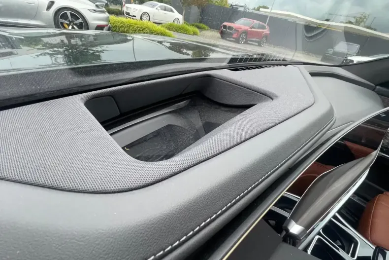 BMW 750 din 2025 cu 5.400 km - oferta BMW112675 - foto 20