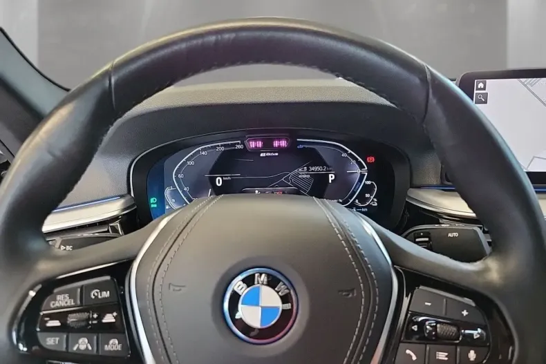 BMW 530 din 2022 cu 64.246 km - oferta BMW112680 - foto 8