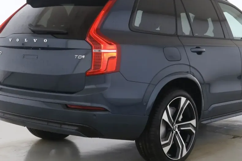 Volvo XC90 din 2024 cu 2.820 km - oferta VOL112696 - foto 9