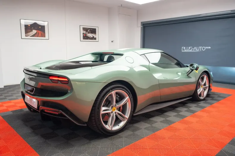 Ferrari 296 GTB din 2024 cu 140 km - oferta FER112697 - foto 5