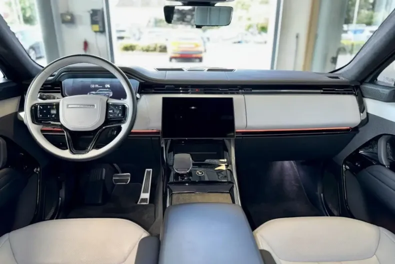 Land Rover Range Rover Sport din 2024 cu 45.231 km - oferta LAN112702 - foto 13