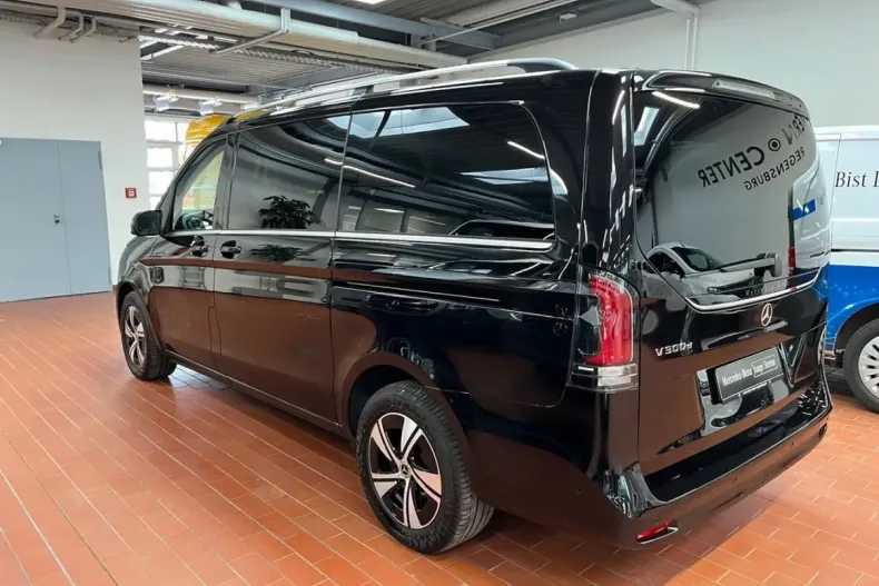 Mercedes-Benz V 300 din 2024 cu 19.500 km - oferta MER112705 - foto 4