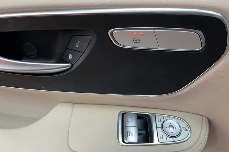 Mercedes-Benz V 300 din 2024 cu 19.500 km - oferta MER112705 - foto 16