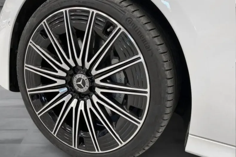 Mercedes-Benz E 220 din 2024 cu 21.500 km - oferta MER112706 - foto 14