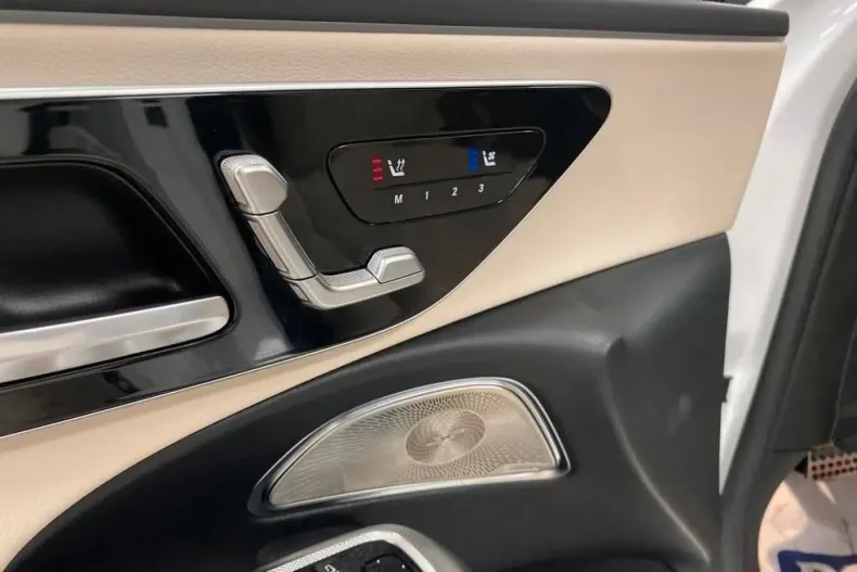 Mercedes-Benz E 220 din 2024 cu 21.500 km - oferta MER112706 - foto 33