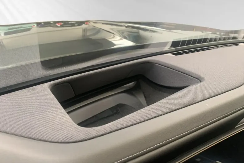 BMW 750 din 2024 cu 37.670 km - oferta BMW112715 - foto 12