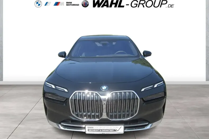 BMW 750 din 2024 cu 19.200 km - oferta BMW112716 - foto 3