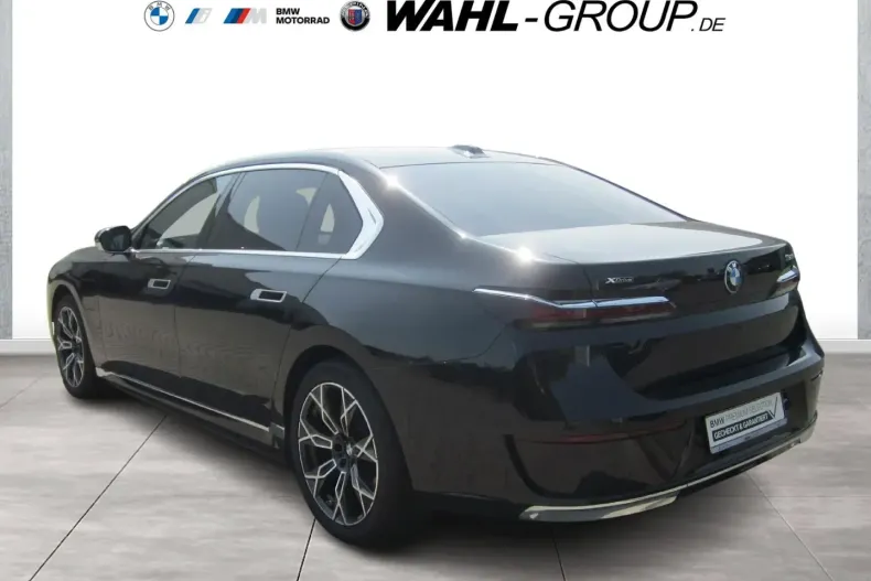 BMW 750 din 2024 cu 19.200 km - oferta BMW112716 - foto 7