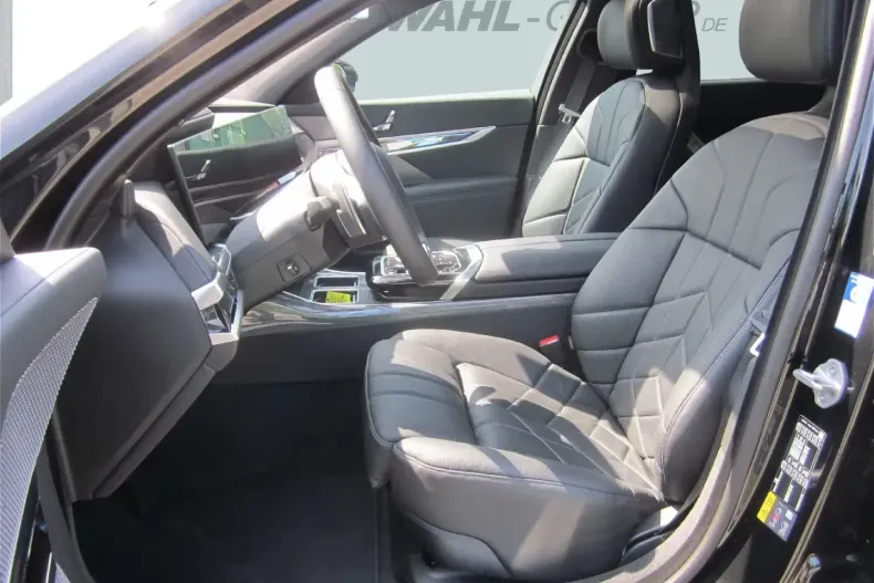 BMW 750 din 2024 cu 19.200 km - oferta BMW112716 - foto 10