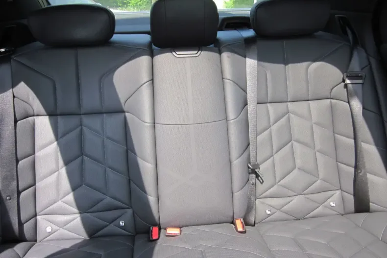 BMW 750 din 2024 cu 19.200 km - oferta BMW112716 - foto 14