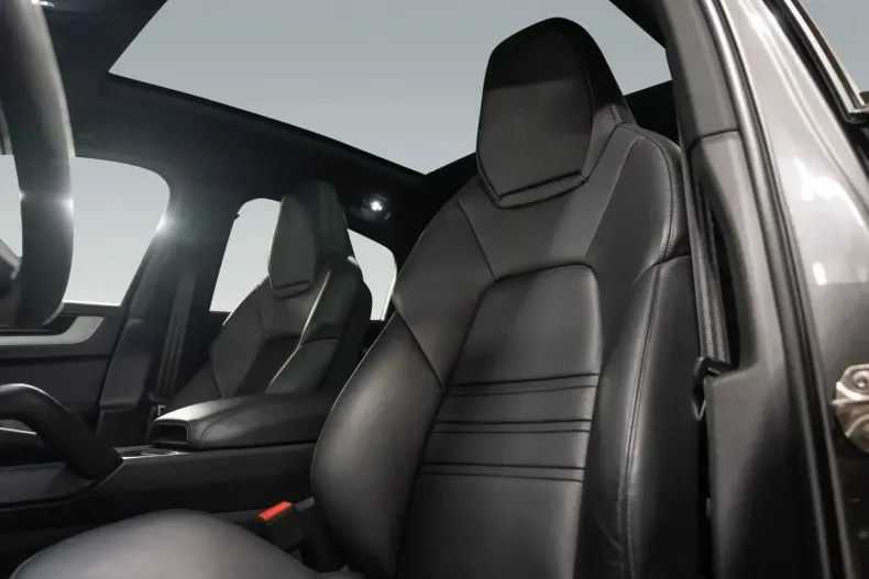 Porsche Cayenne din 2024 cu 21.400 km - oferta POR112725 - foto 8