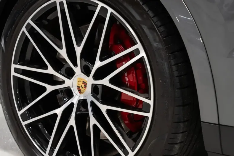 Porsche Cayenne din 2024 cu 21.400 km - oferta POR112725 - foto 16
