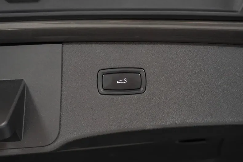 Porsche Cayenne din 2024 cu 21.400 km - oferta POR112725 - foto 33