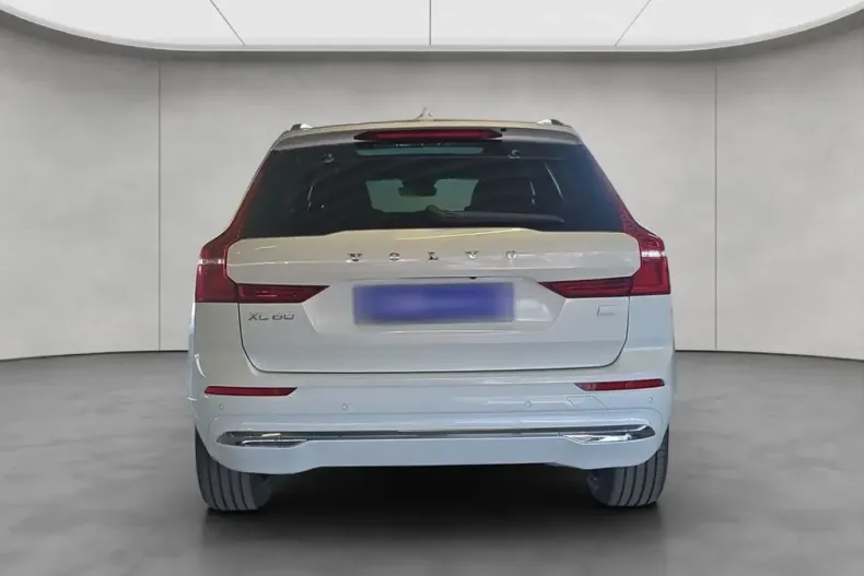 Volvo XC60 din 2022 cu 35.708 km - oferta VOL112731 - foto 5