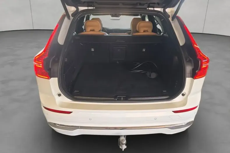 Volvo XC60 din 2022 cu 35.708 km - oferta VOL112731 - foto 6