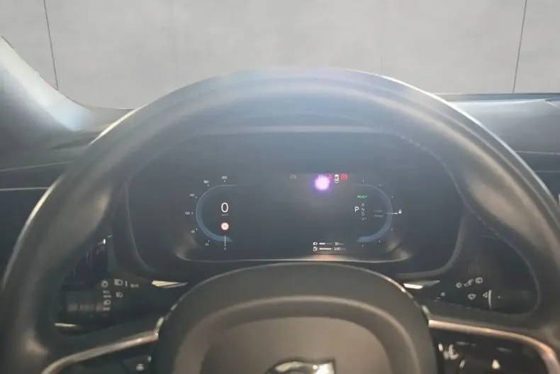 Volvo XC60 din 2022 cu 35.708 km - oferta VOL112731 - foto 13