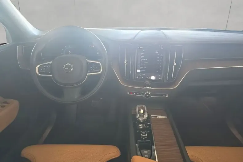 Volvo XC60 din 2022 cu 35.708 km - oferta VOL112731 - foto 14