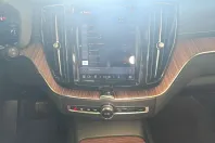 Volvo XC60 din 2022 cu 35.708 km - oferta VOL112731 - foto 16