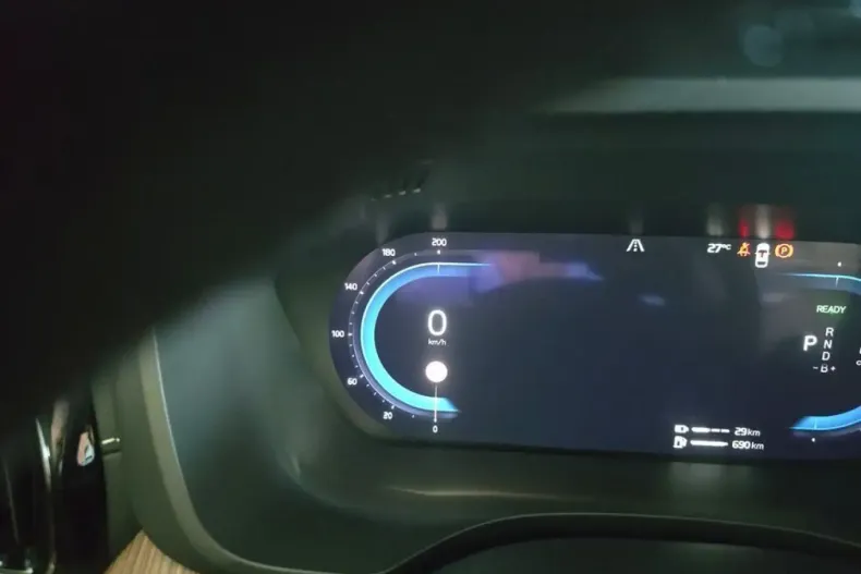 Volvo XC60 din 2022 cu 35.708 km - oferta VOL112731 - foto 24