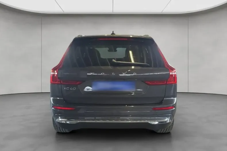 Volvo XC60 din 2022 cu 42.666 km - oferta VOL112733 - foto 5