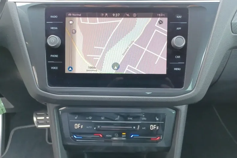 Volkswagen Tiguan din 2021 cu 35.500 km - oferta VOL112734 - foto 17