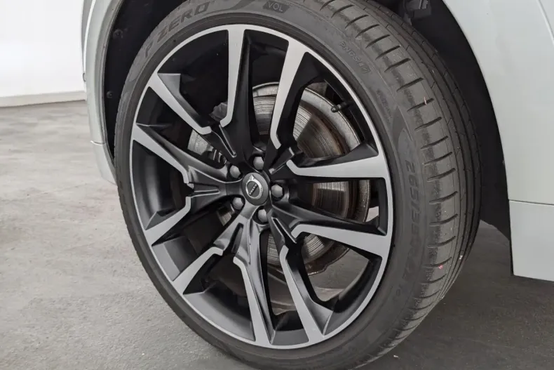 Volvo XC60 din 2023 cu 27.460 km - oferta VOL112736 - foto 9