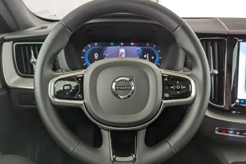 Volvo XC60 din 2023 cu 27.460 km - oferta VOL112736 - foto 20