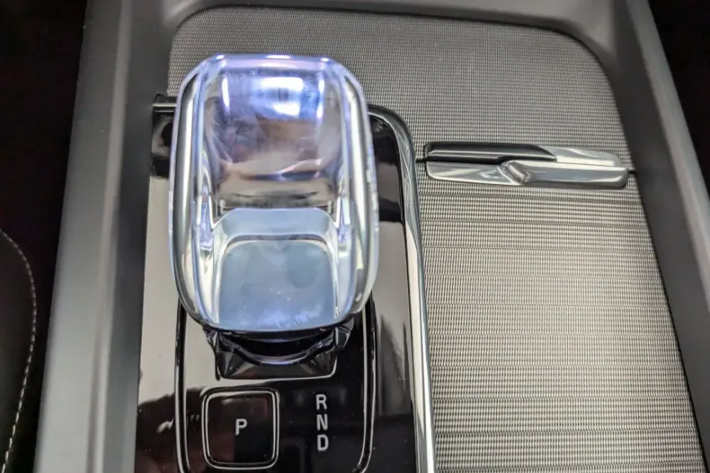 Volvo XC60 din 2023 cu 27.460 km - oferta VOL112736 - foto 24