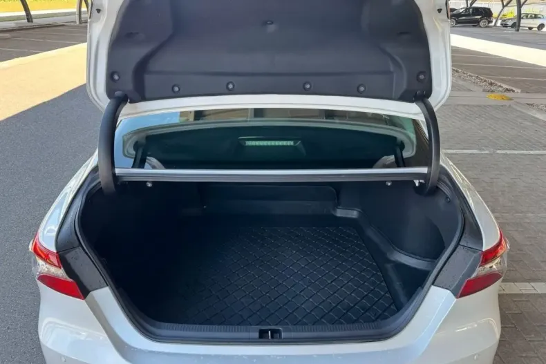 Toyota Camry din 2022 cu 91.000 km - oferta TOY112737 - foto 5