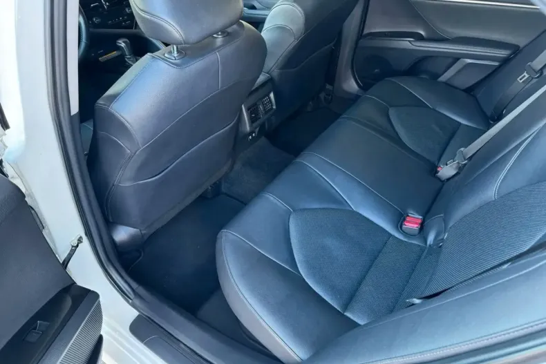 Toyota Camry din 2022 cu 91.000 km - oferta TOY112737 - foto 8