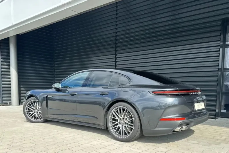 Porsche Panamera din 2025 cu 9.900 km - oferta POR112739 - foto 3