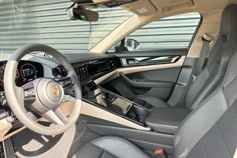 Porsche Panamera din 2025 cu 9.900 km - oferta POR112739 - foto 7