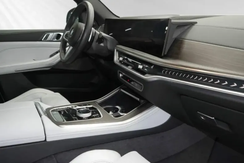 BMW X5 din 2024 cu 9.900 km - oferta BMW112741 - foto 3