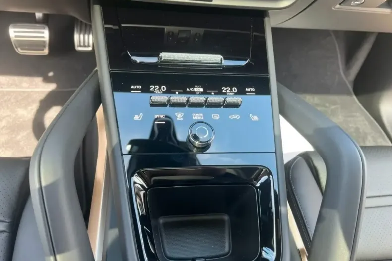 Porsche Cayenne din 2024 cu 1.900 km - oferta POR112742 - foto 11