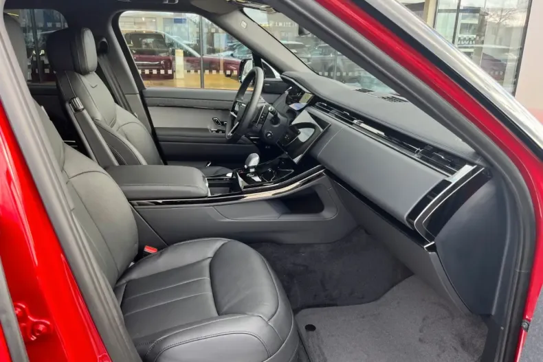 Land Rover Range Rover Sport din 2024 cu 11.500 km - oferta LAN112748 - foto 3