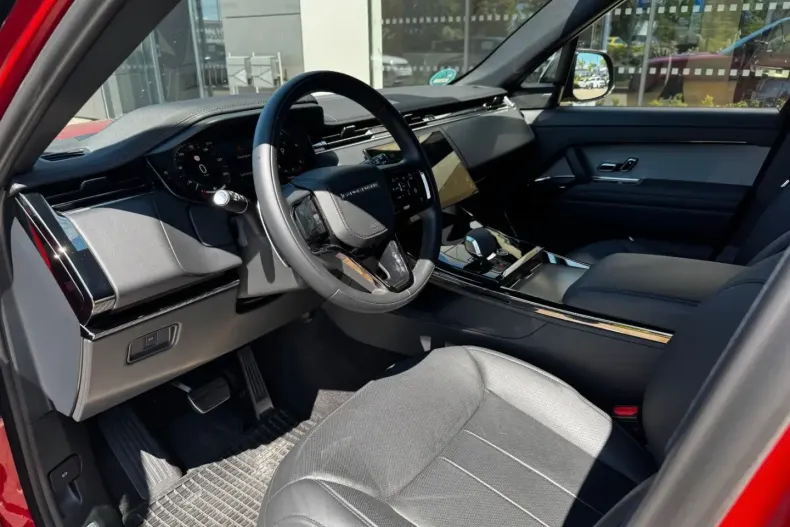 Land Rover Range Rover Sport din 2024 cu 11.500 km - oferta LAN112748 - foto 5