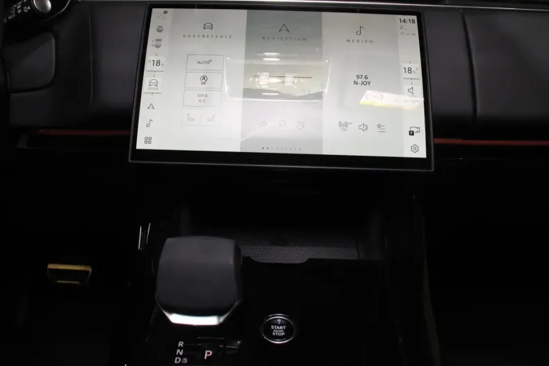 Land Rover Range Rover Sport din 2024 cu 20.990 km - oferta LAN112751 - foto 8