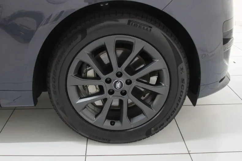 Land Rover Range Rover Sport din 2024 cu 20.990 km - oferta LAN112751 - foto 20