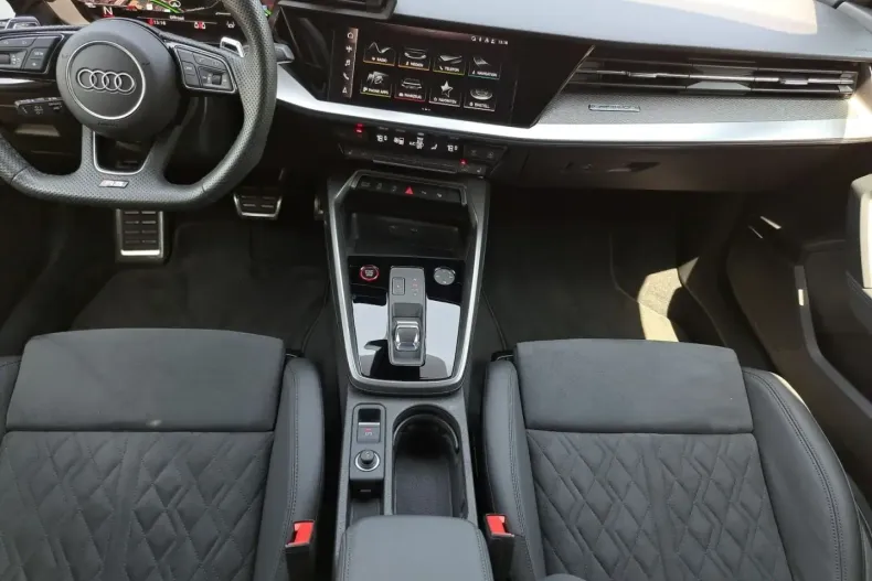 Audi RS3 din 2024 cu 19.115 km - oferta AUD112752 - foto 18