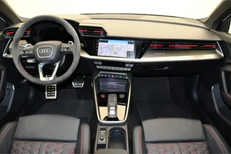 Audi RS3 din 2024 cu 15.171 km - oferta AUD112754 - foto 3