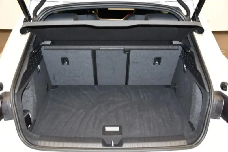 Audi RS3 din 2024 cu 15.171 km - oferta AUD112754 - foto 10