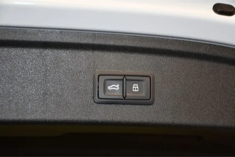 Audi RS3 din 2024 cu 15.171 km - oferta AUD112754 - foto 11